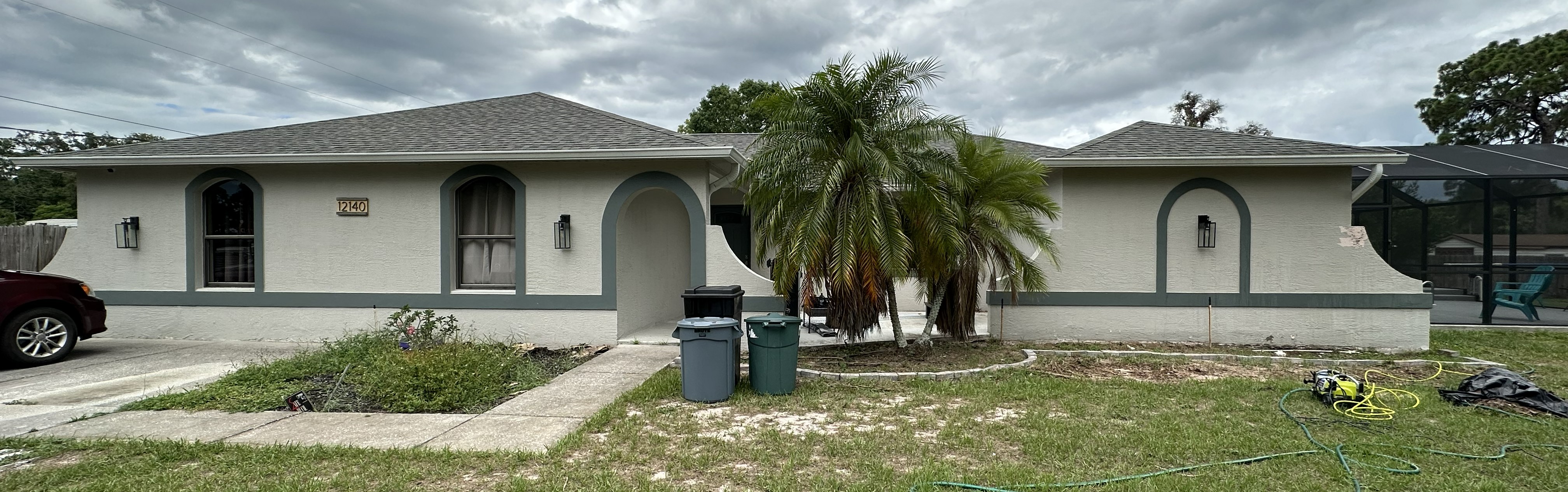 Home before curb appeal refresh
